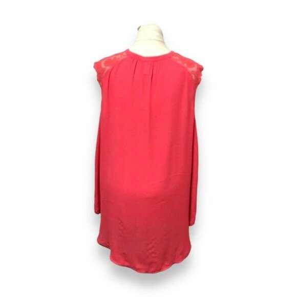 Torrid Women’s Plus Lace Cap Sleeve and Shoulder V Neck Blouse, Coral, size 2X - Picture 4 of 7